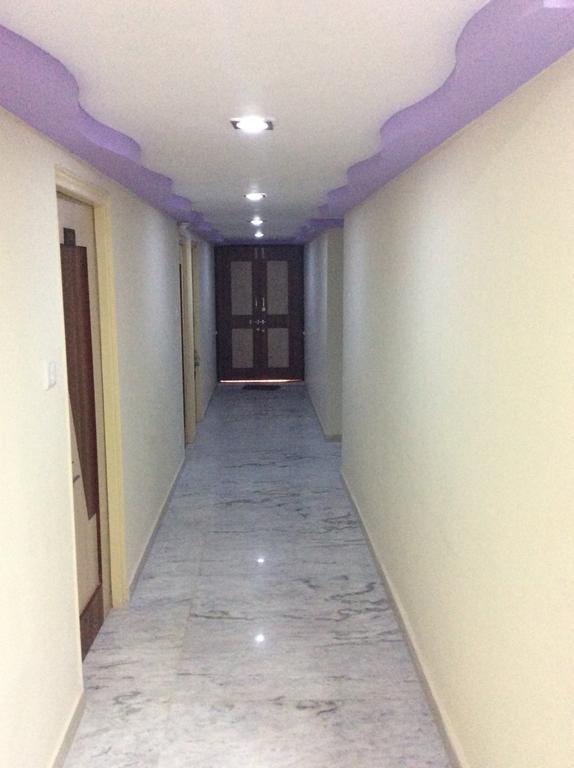 Hotel Honey Bunny Ahmedabad Exterior photo